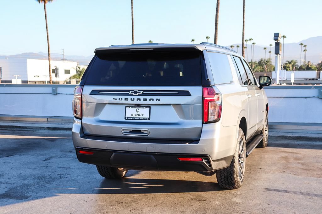 Used 2023 Chevrolet Suburban Z71 AWD/4WD image 9