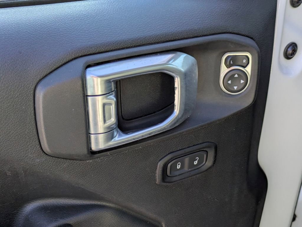 Used 2023 Jeep Wrangler Sport S image 13