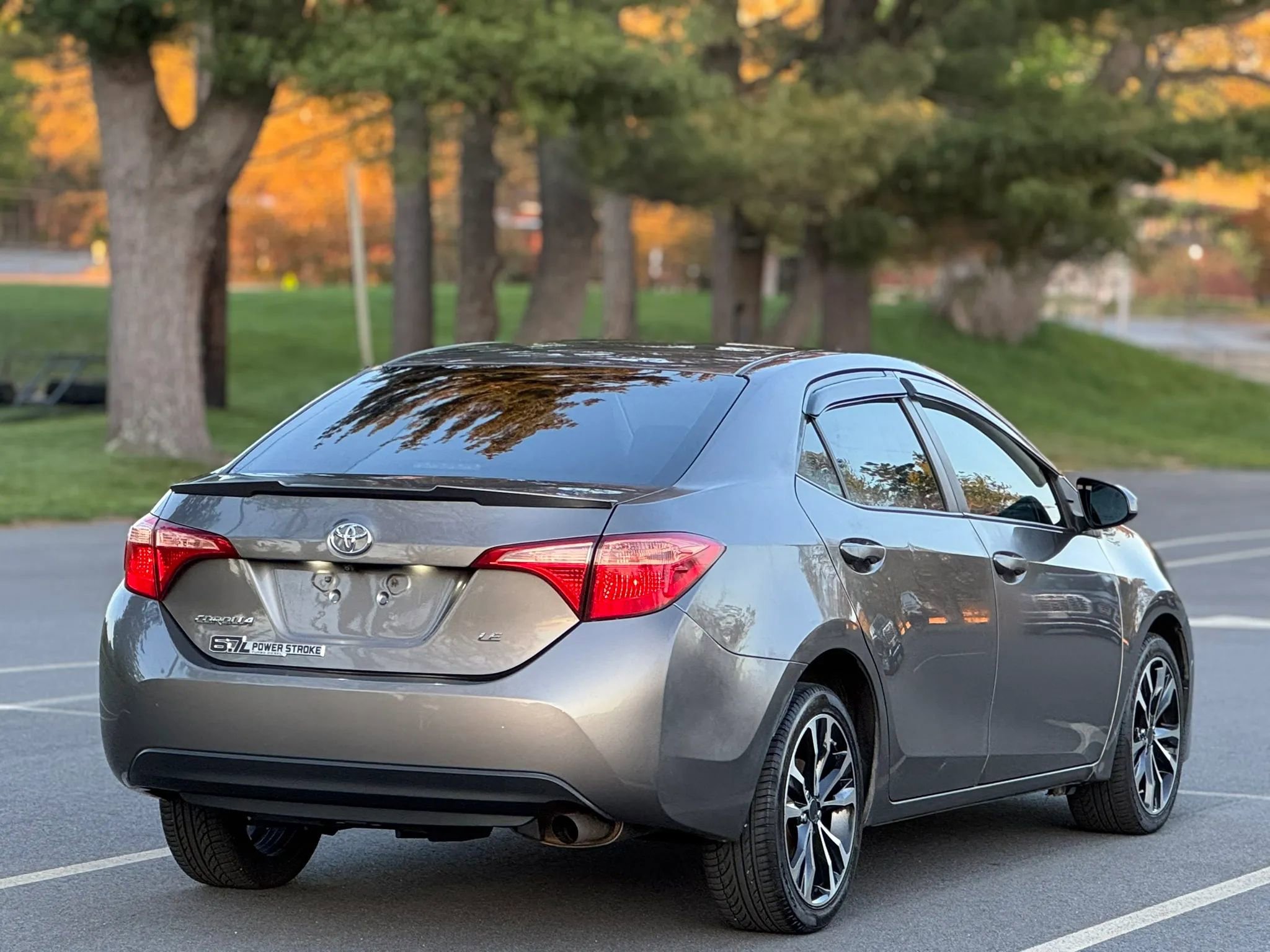 Used 2019 Toyota Corolla LE FWD image 4