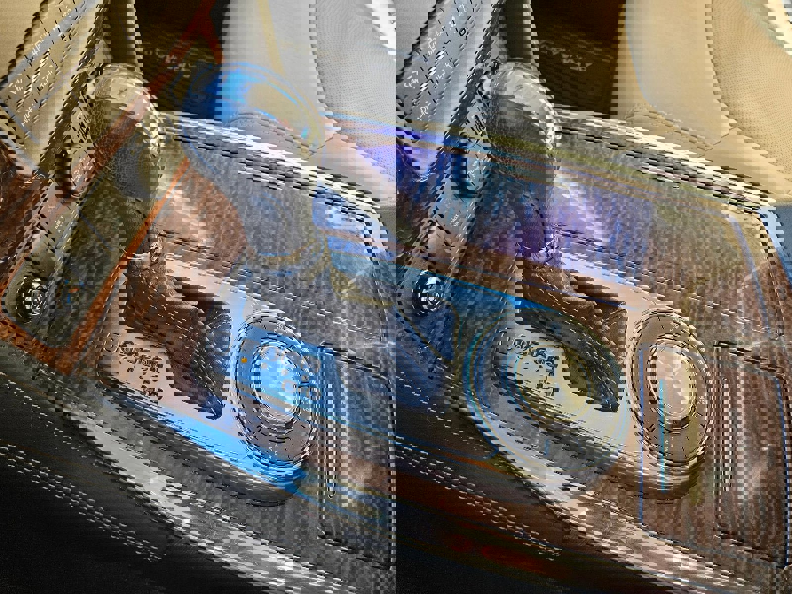 Used 2020 Nissan Armada Platinum w/ Captain's Chairs Package image 20