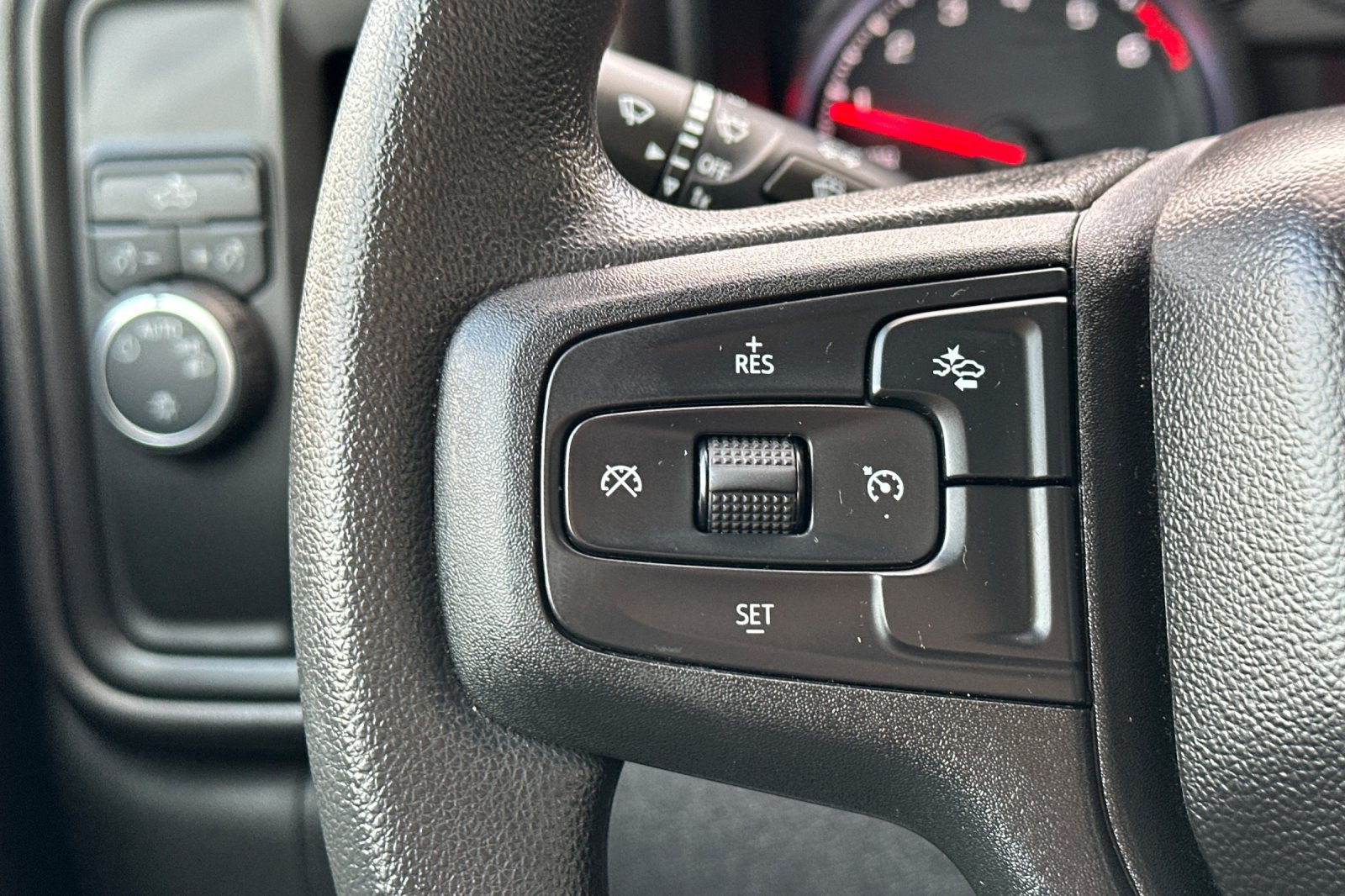 Used 2023 Chevrolet Silverado 1500 Custom RWD image 30