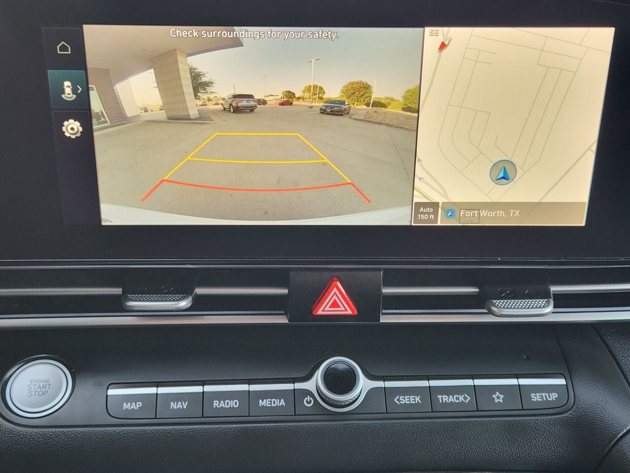 Used 2025 Hyundai Elantra SEL FWD image 17