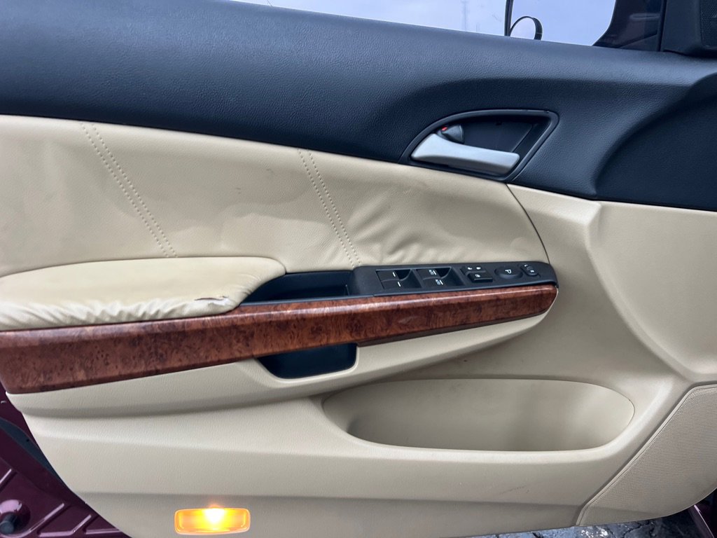 Used 2012 Honda Accord EX-L image 10