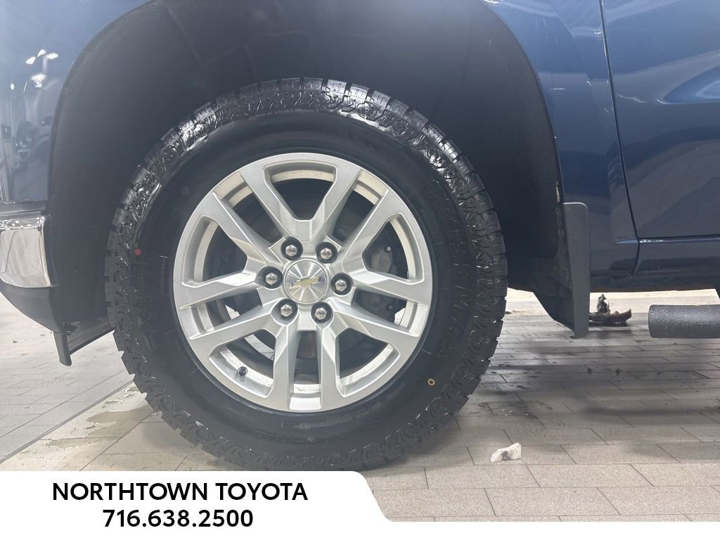 Used 2021 Chevrolet Silverado 1500 LT AWD/4WD image 21