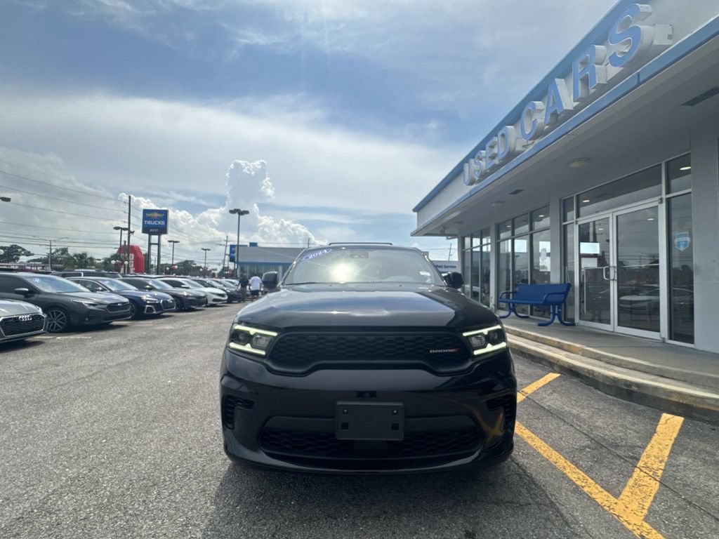 Used 2024 Dodge Durango GT AWD/4WD image 2