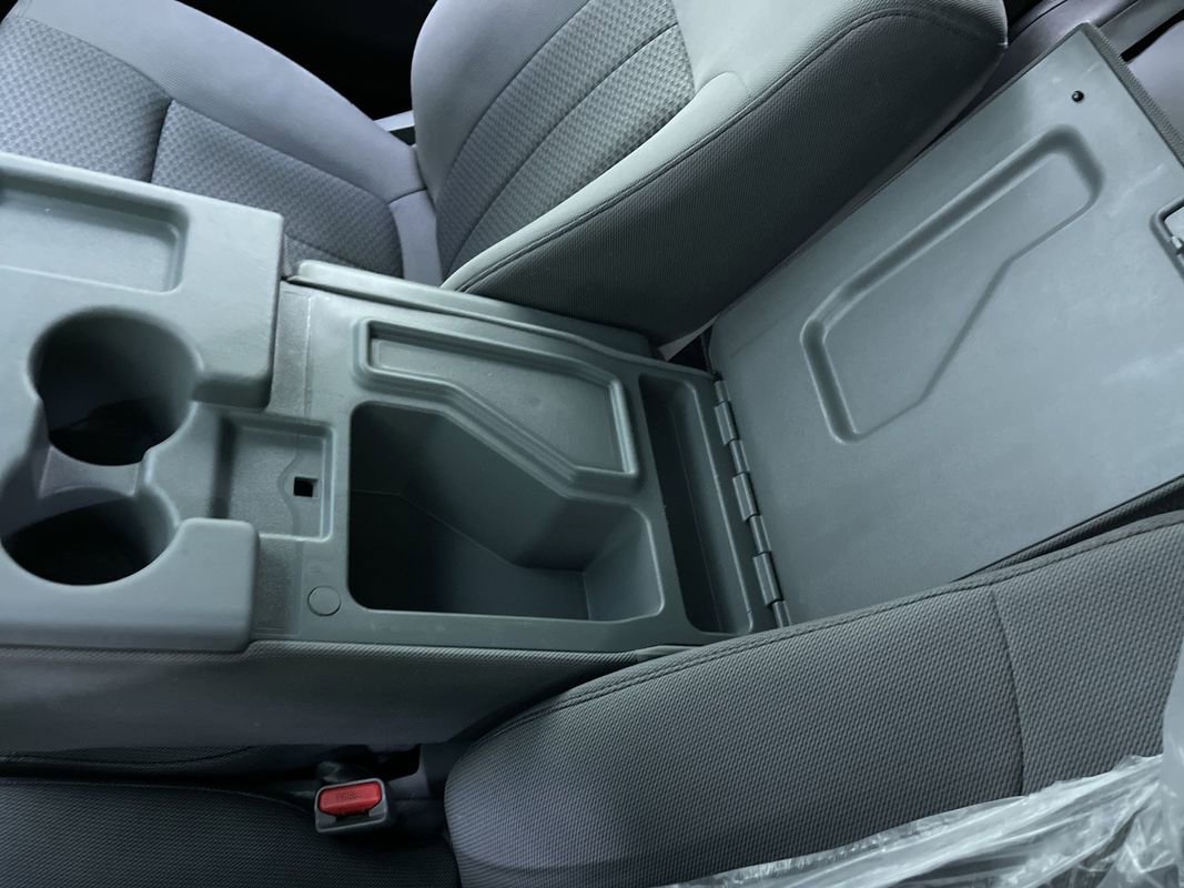 Used 2013 Ford F150 XLT w/ Luxury Equipment Group image 24