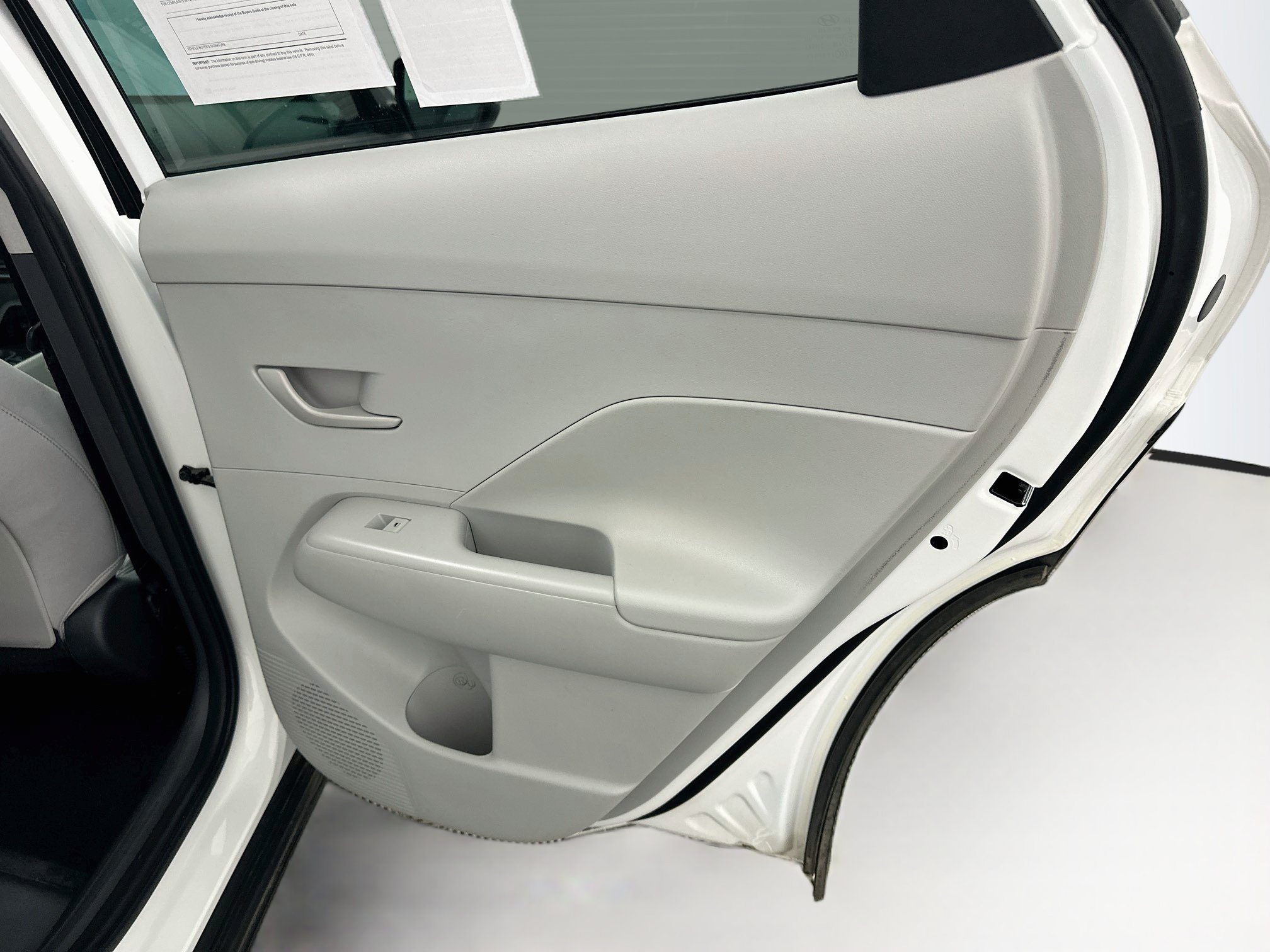 Used 2025 Hyundai Kona SEL AWD/4WD image 31
