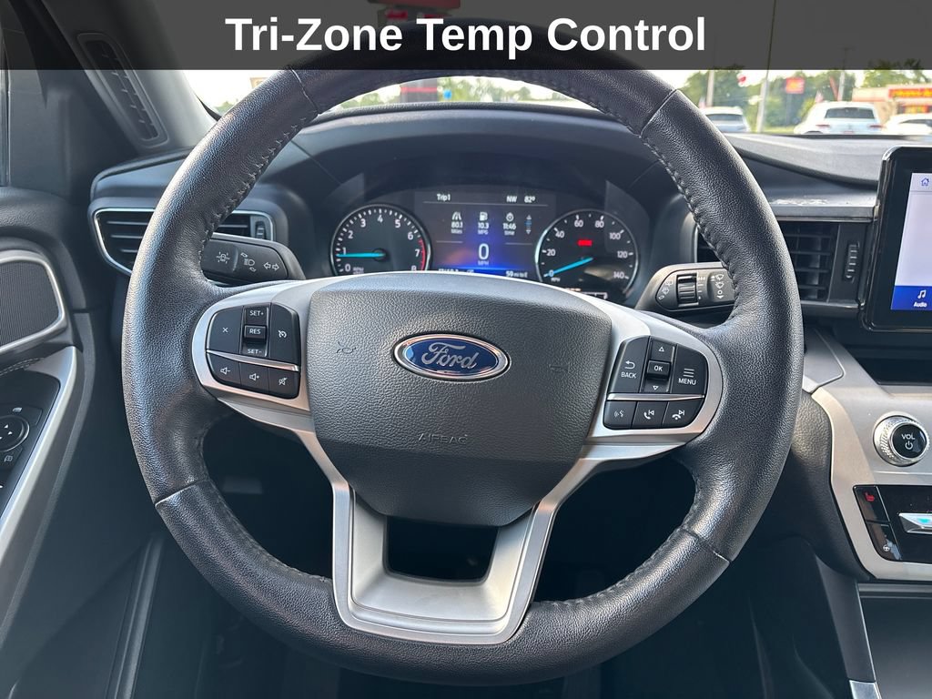 Used 2024 Ford Explorer XLT w/ Equipment Group 202A AWD/4WD image 19