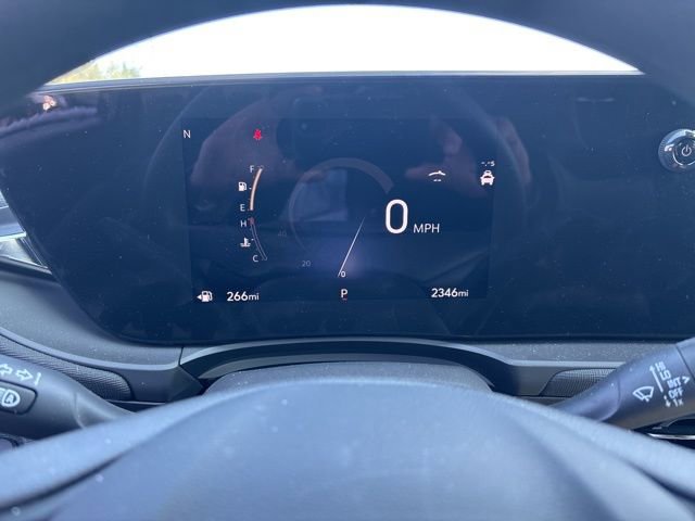 Used 2025 Buick Envista Preferred w/ Advanced Safety Package image 16