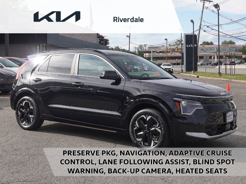 Used 2025 Kia Niro Wind w/ Wind Preserve Package FWD image 1