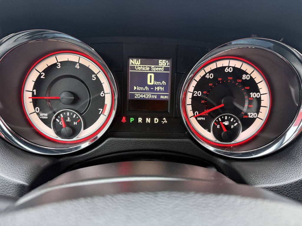 Used 2016 Dodge Grand Caravan R/T image 18