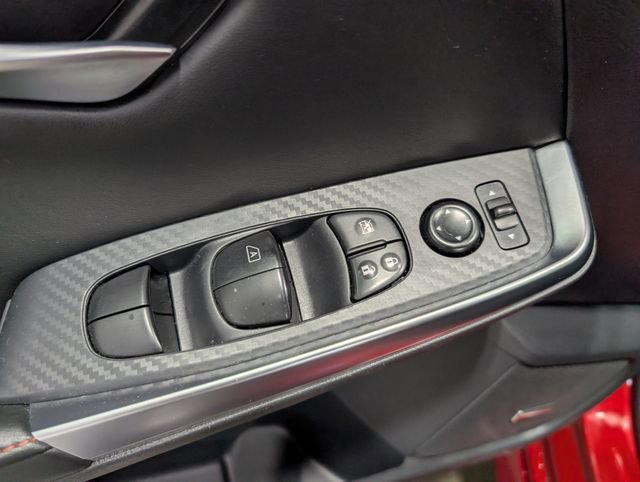 Used 2025 Nissan Sentra SR w/ SR Premium Package FWD image 12