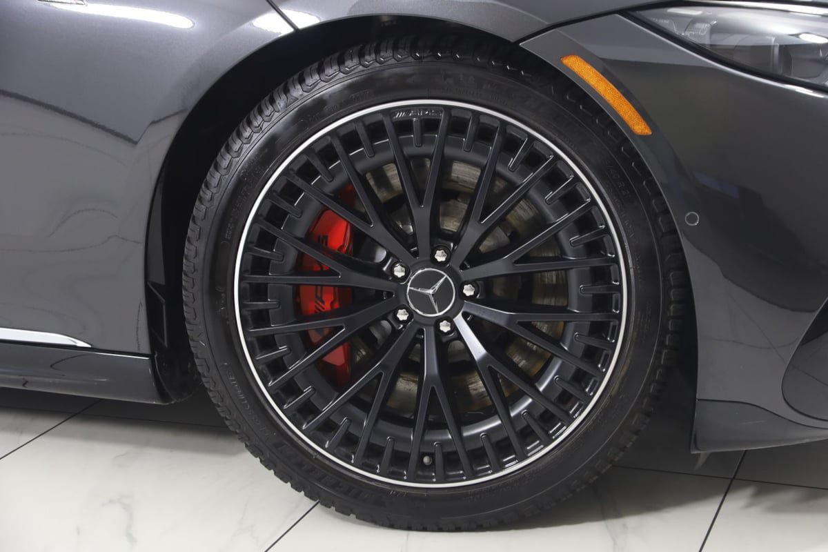 Used 2023 Mercedes-Benz EQS AMG 4MATIC image 25