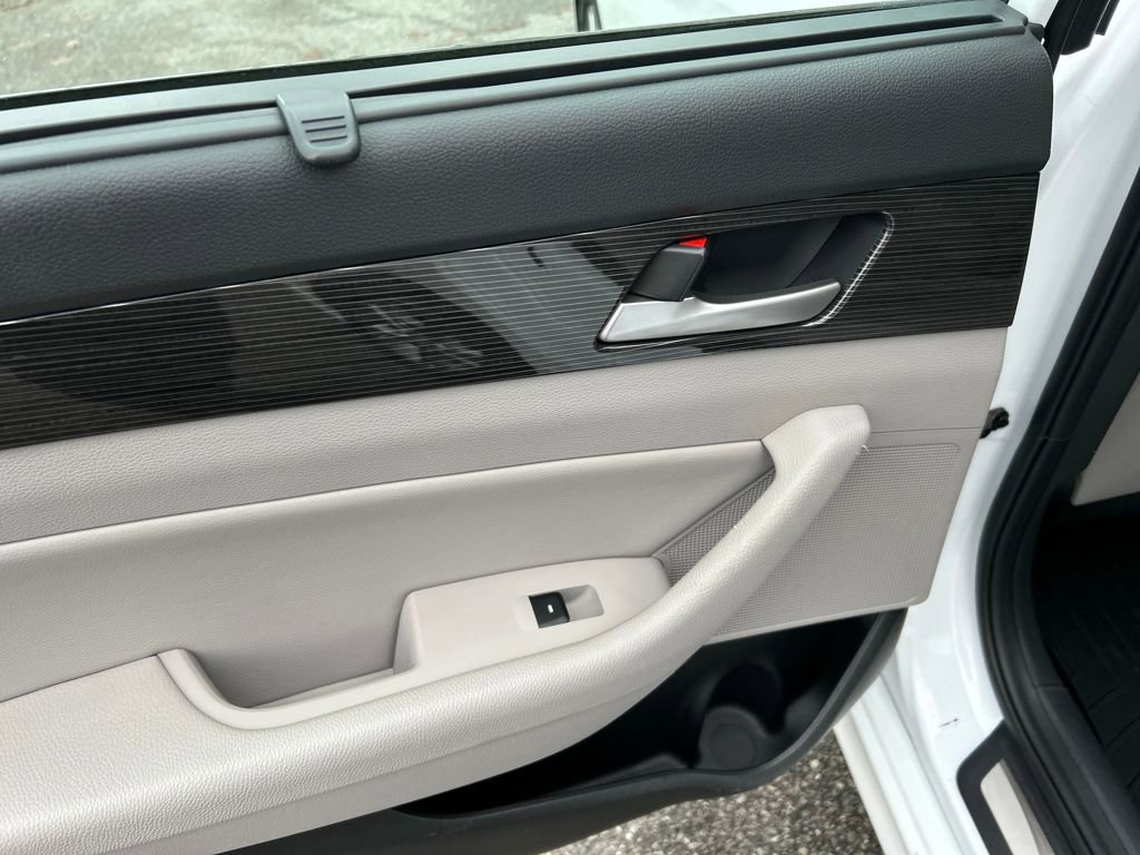 Used 2018 Hyundai Sonata Limited w/ Limited Ultimate Package 03 image 26