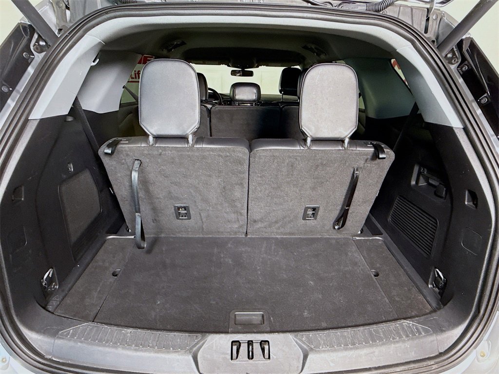 Used 2024 Ford Explorer Limited image 29