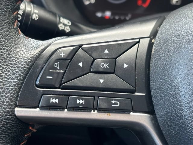 Used 2021 Nissan Kicks SR w/ SR Premium Package FWD image 11