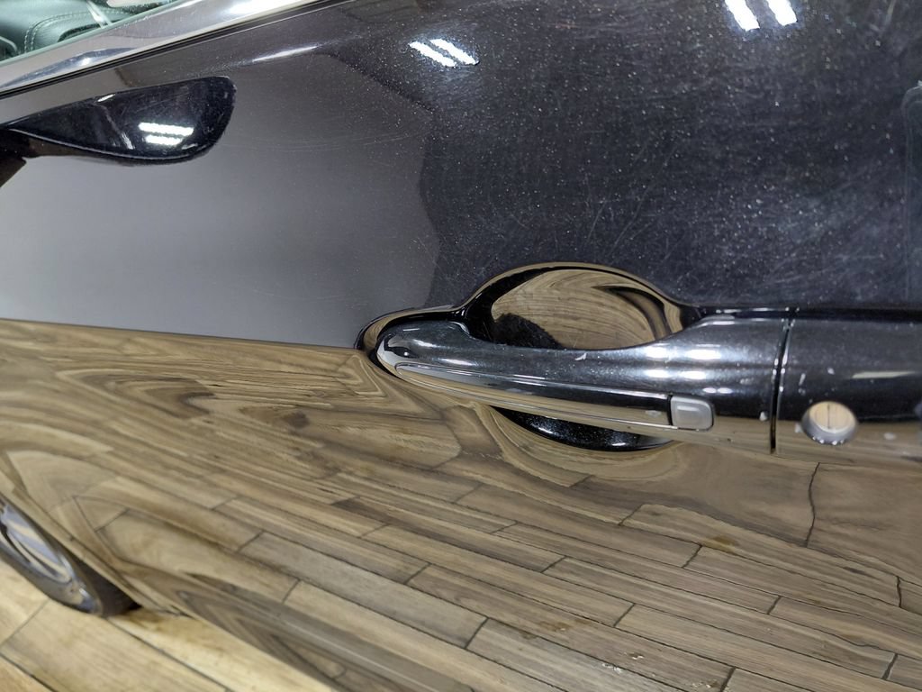 Certified 2024 Chrysler Pacifica Limited FWD image 23