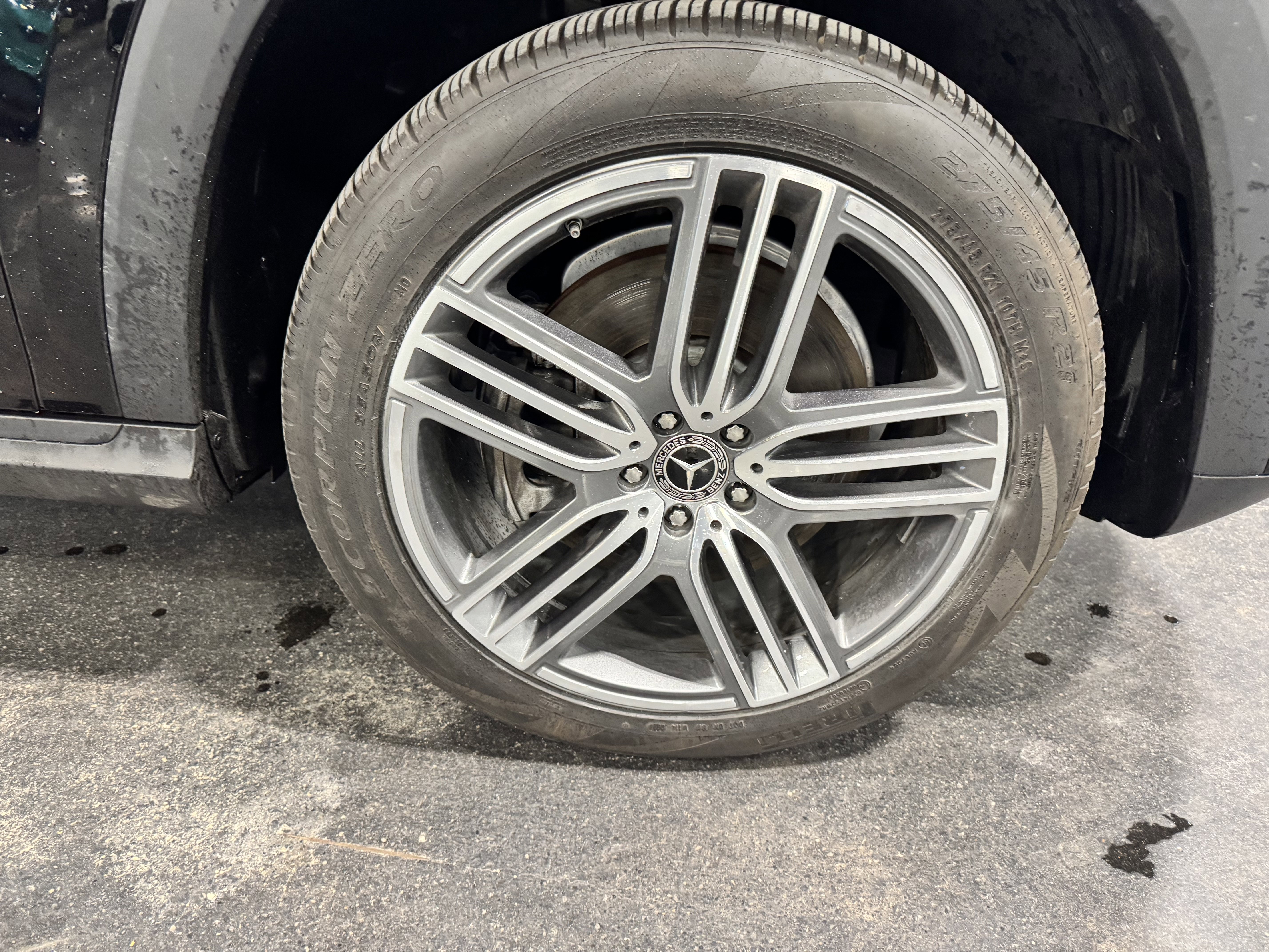 Used 2024 Mercedes-Benz GLS 450 4MATIC image 28