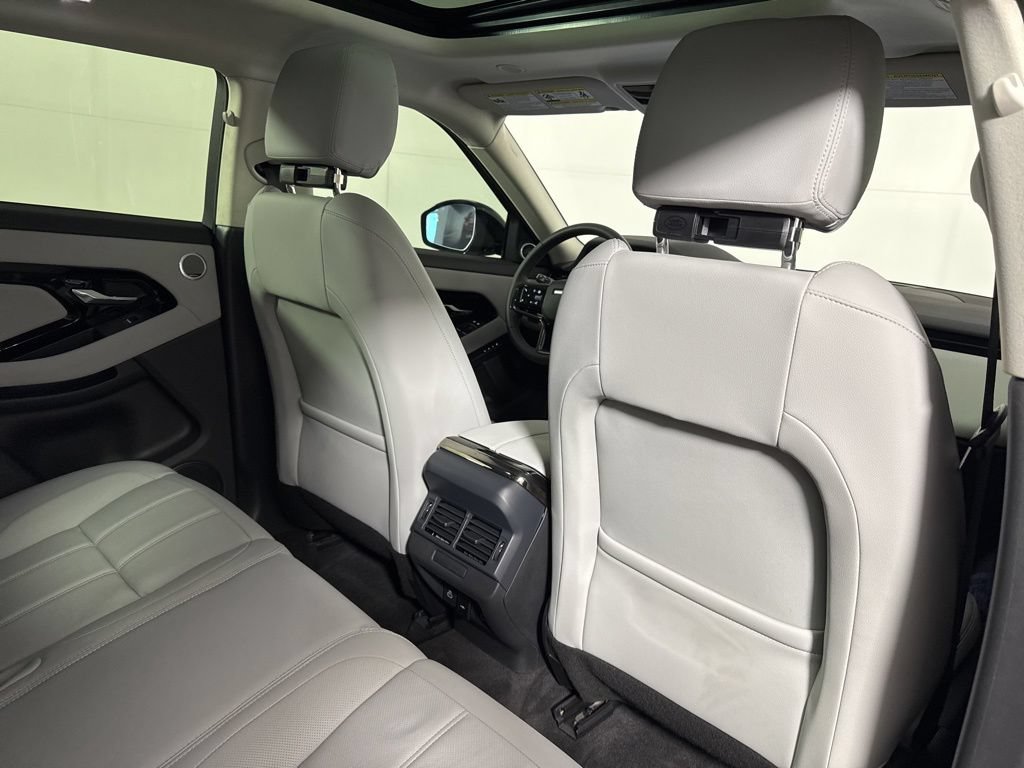 Used 2025 Land Rover Range Rover Evoque S AWD/4WD image 18