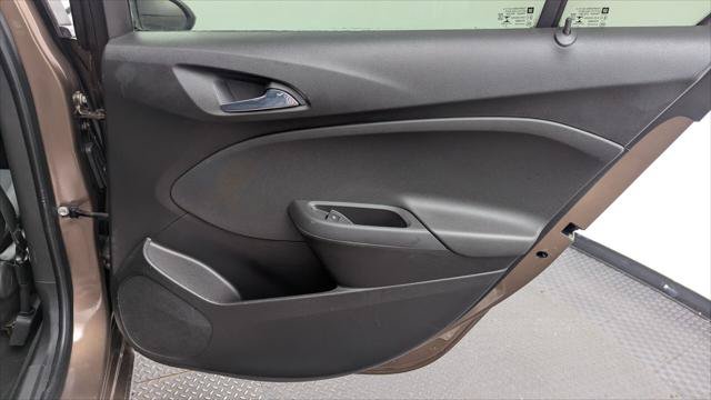 Used 2019 Chevrolet Cruze LS w/ LS Convenience Package FWD image 19