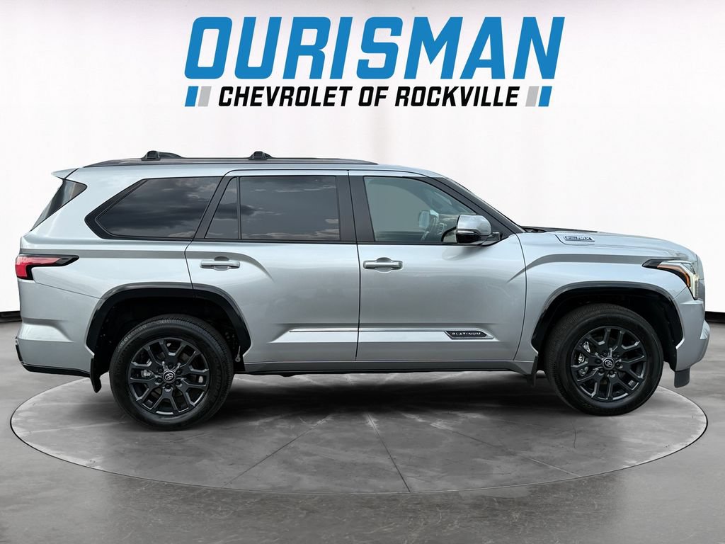 Used 2025 Toyota Sequoia Platinum AWD/4WD image 7