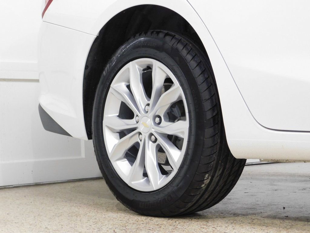 Used 2022 Chevrolet Malibu LT image 10