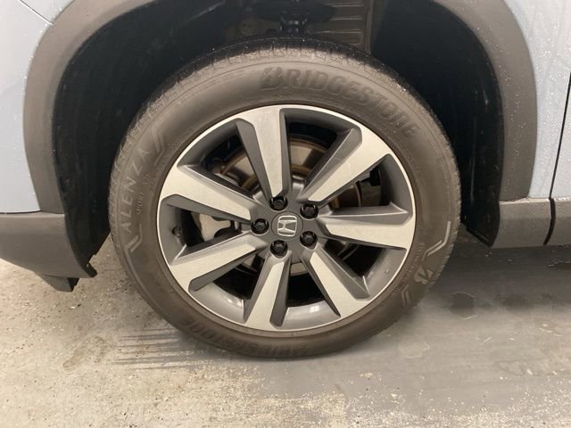 Certified 2025 Honda Pilot Touring image 34