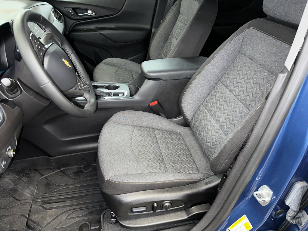 Certified 2024 Chevrolet Equinox LT w/ LPO, Floor Liner Package image 2