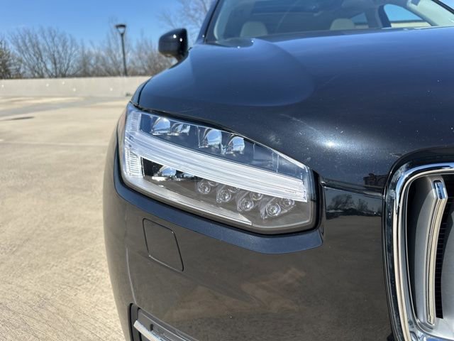 Certified 2023 Volvo XC90 B5 Plus w/ Protection Package Premier image 12