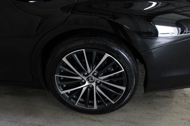 Used 2024 Lexus ES 350 w/ Premium Package FWD image 30