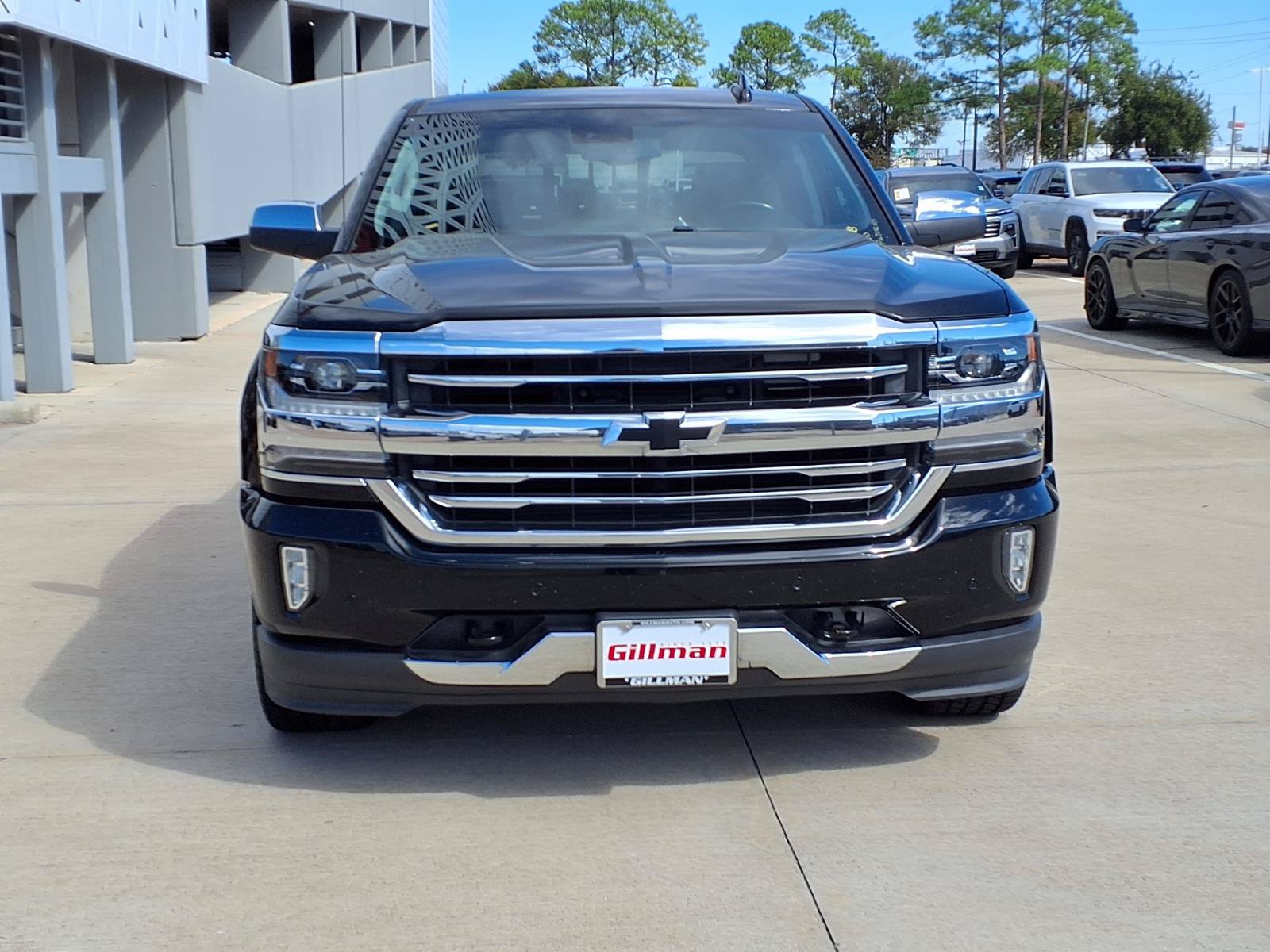 Used 2018 Chevrolet Silverado 1500 High Country RWD image 24