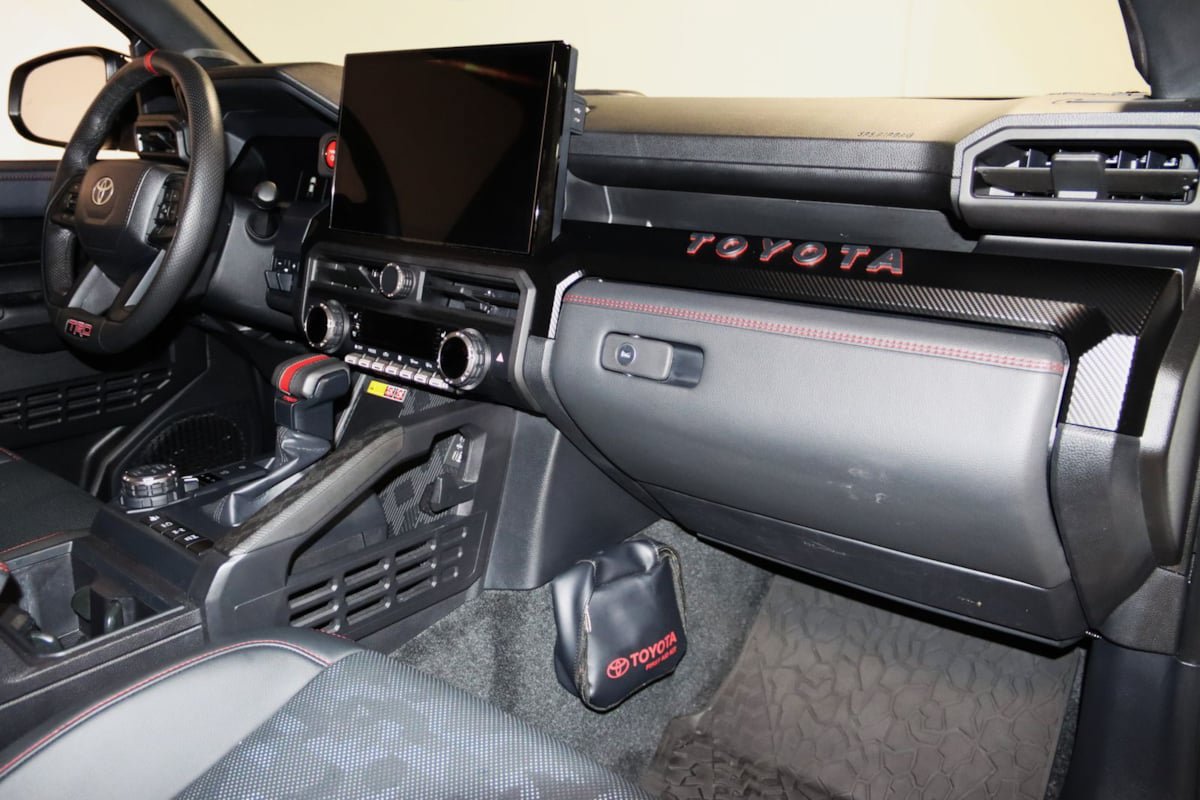 Used 2024 Toyota Tacoma TRD Pro AWD/4WD image 70