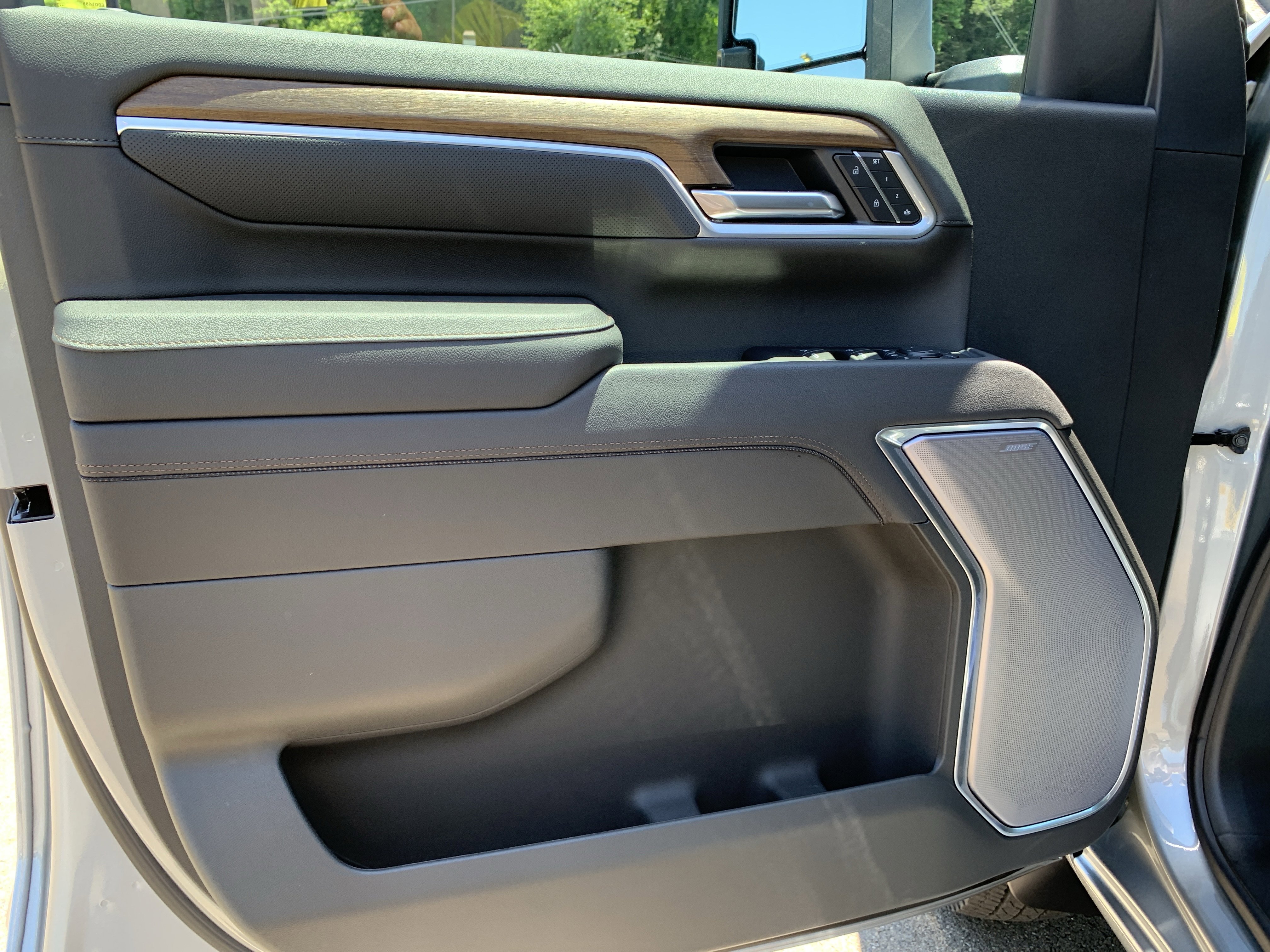 New 2026 Chevrolet Silverado 3500 High Country w/ High Country Premium Package AWD/4WD image 12