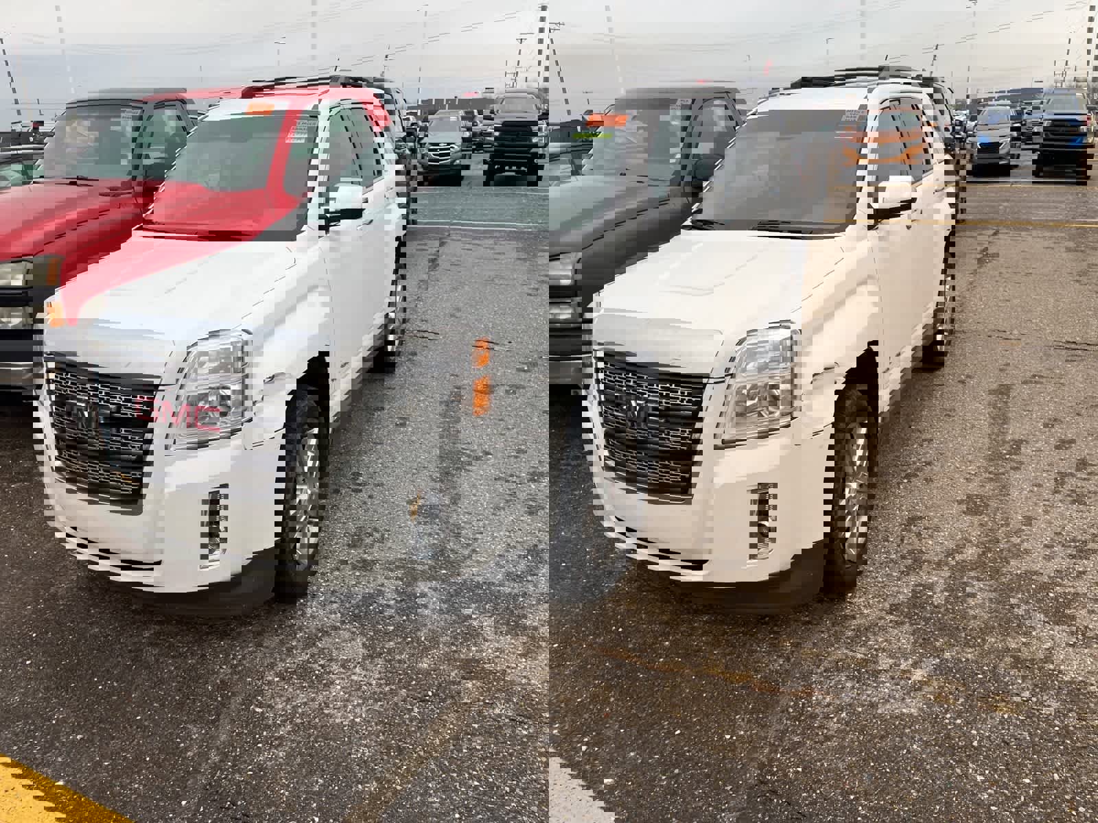 Used 2015 GMC Terrain SLT w/ Chrome Edition image 4