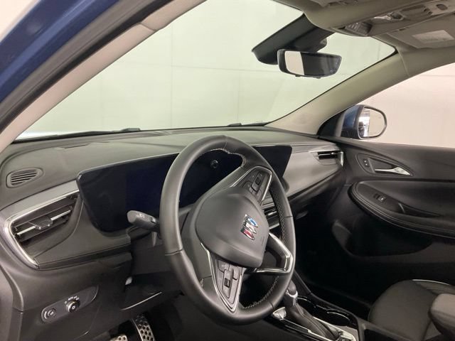 Used 2024 Buick Encore GX Avenir w/ Avenir Technology Package AWD/4WD image 22