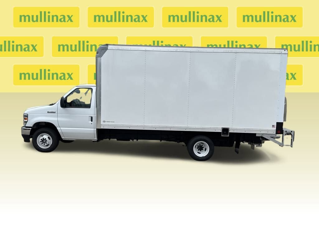 New 2026 Ford E-450 and Econoline 450 Super Duty w/ Power Equipment Group image 5
