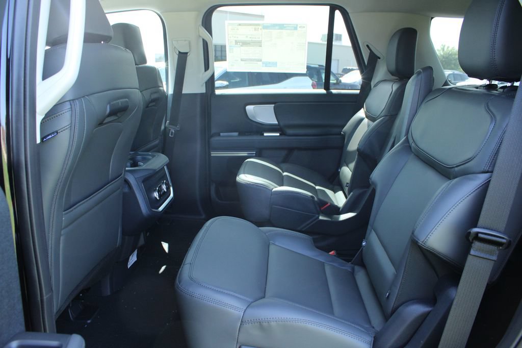 New 2027 Ford Expedition Active AWD/4WD image 24