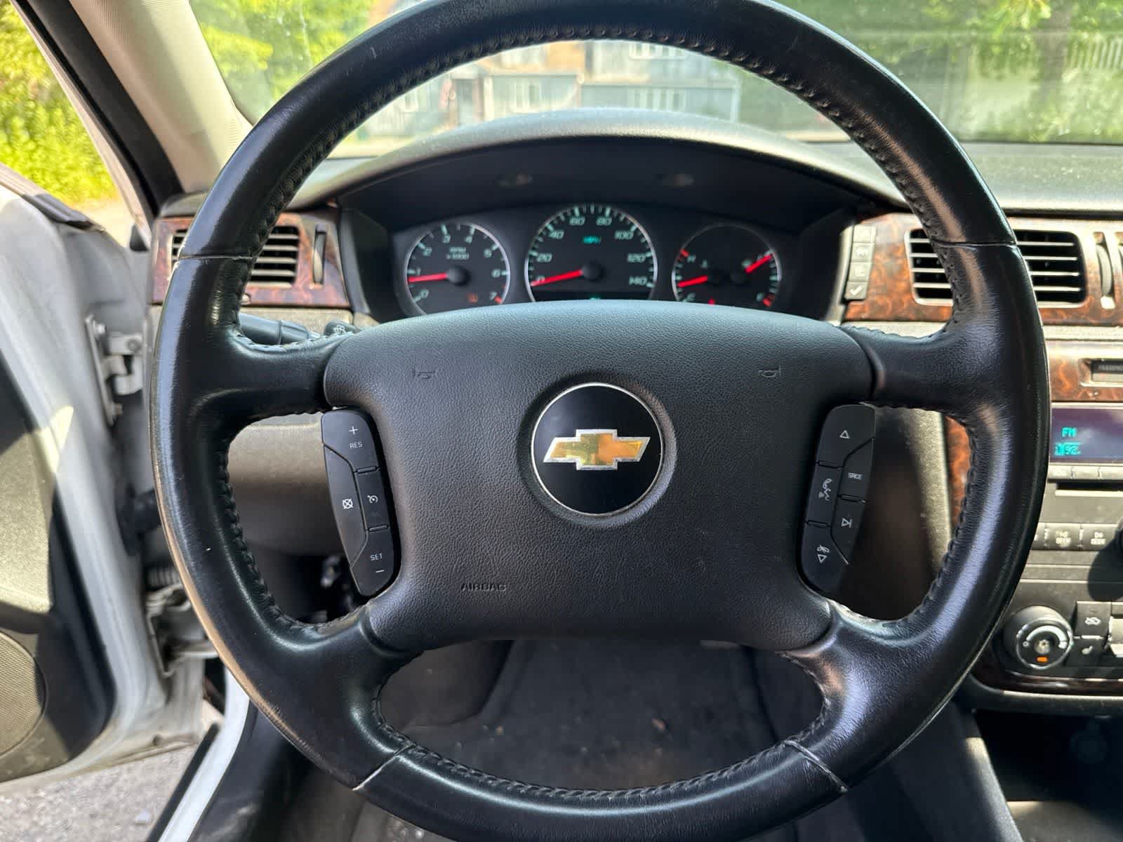 Used 2014 Chevrolet Impala LTZ FWD image 17