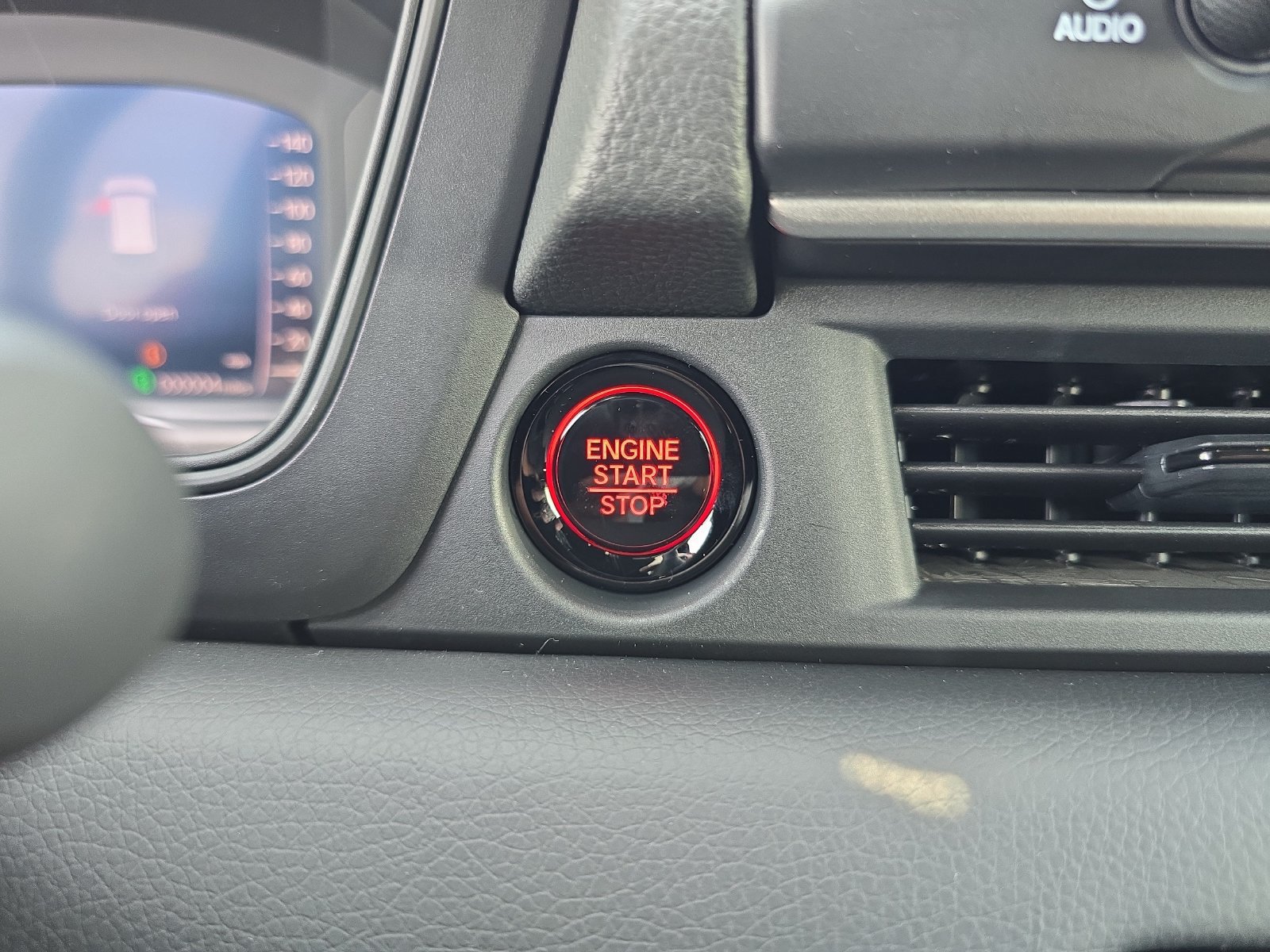 New 2026 Honda Pilot Sport image 25