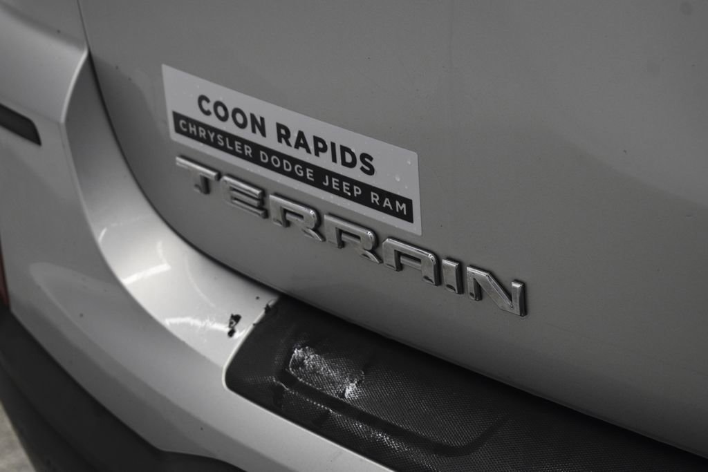 Used 2017 GMC Terrain SLE image 18