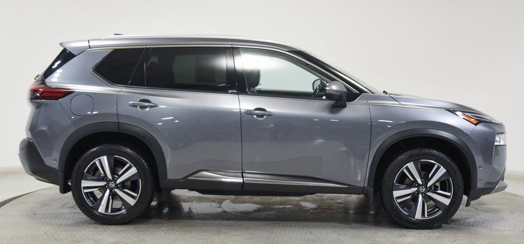 Used 2021 Nissan Rogue Platinum image 11