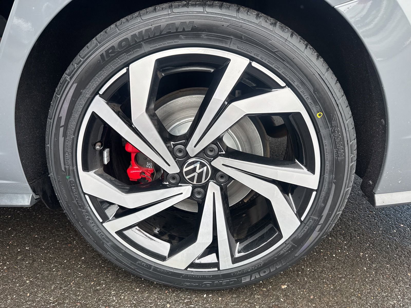 Used 2022 Volkswagen Jetta GLI Autobahn image 24