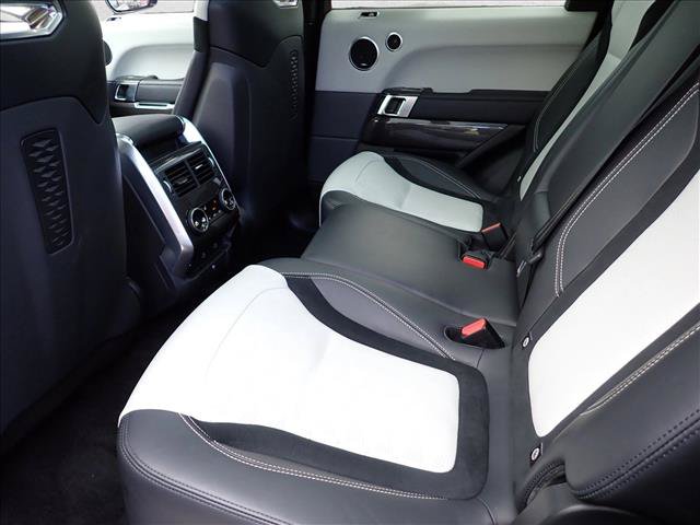 Used 2022 Land Rover Range Rover Sport SVR AWD/4WD image 10