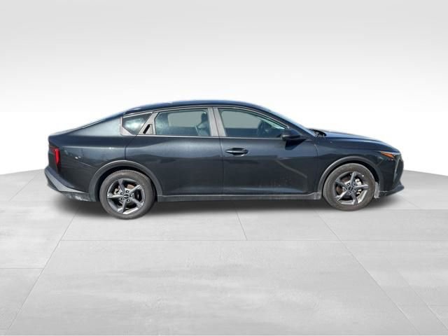 Certified 2025 Kia K4 LXS image 8