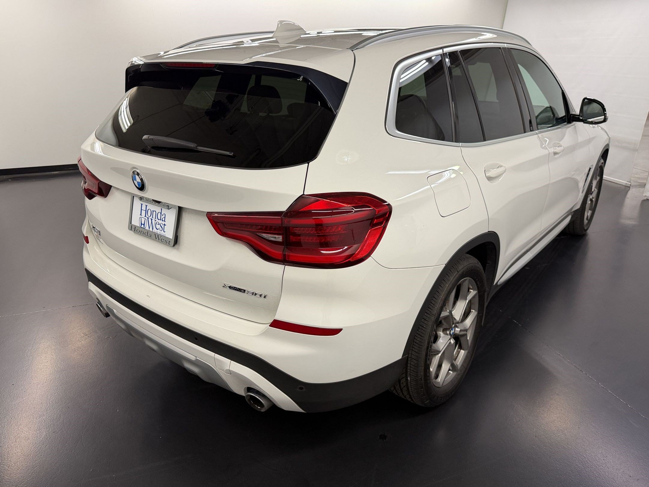 Used 2021 BMW X3 xDrive30i w/ Premium Package AWD/4WD image 9
