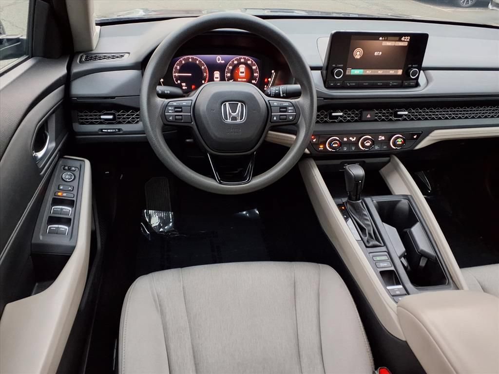 Used 2023 Honda Accord EX image 7