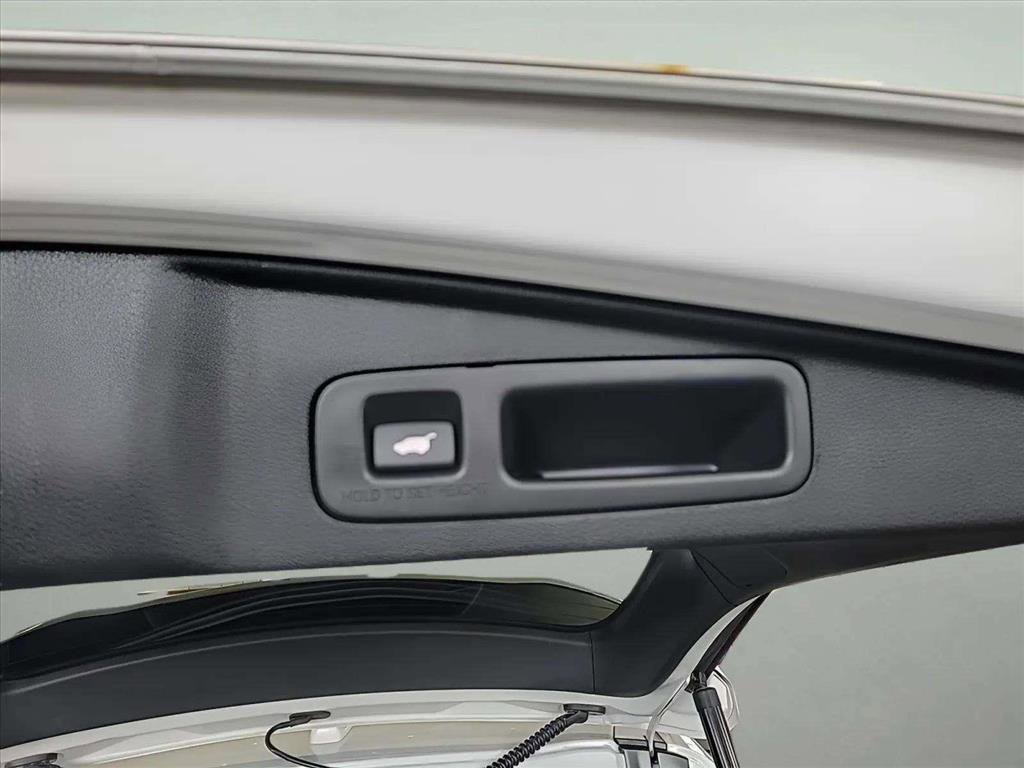 Used 2022 Honda CR-V EX-L image 24