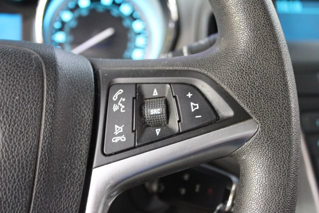 Used 2012 Buick Verano FWD image 17