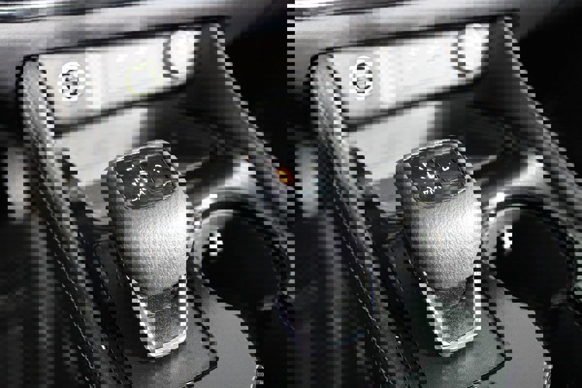 Used 2023 Nissan Rogue SL w/ SL Premium Package image 19