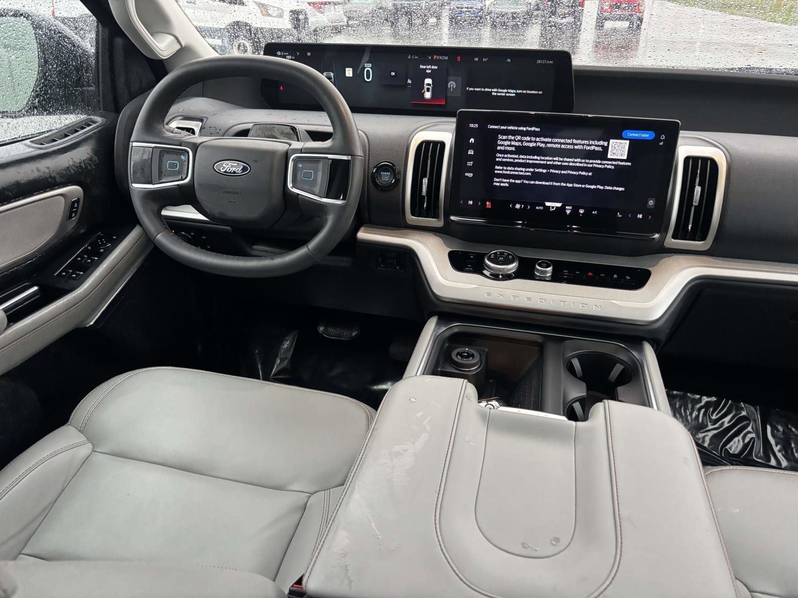 Used 2025 Ford Expedition Max Active AWD/4WD image 30